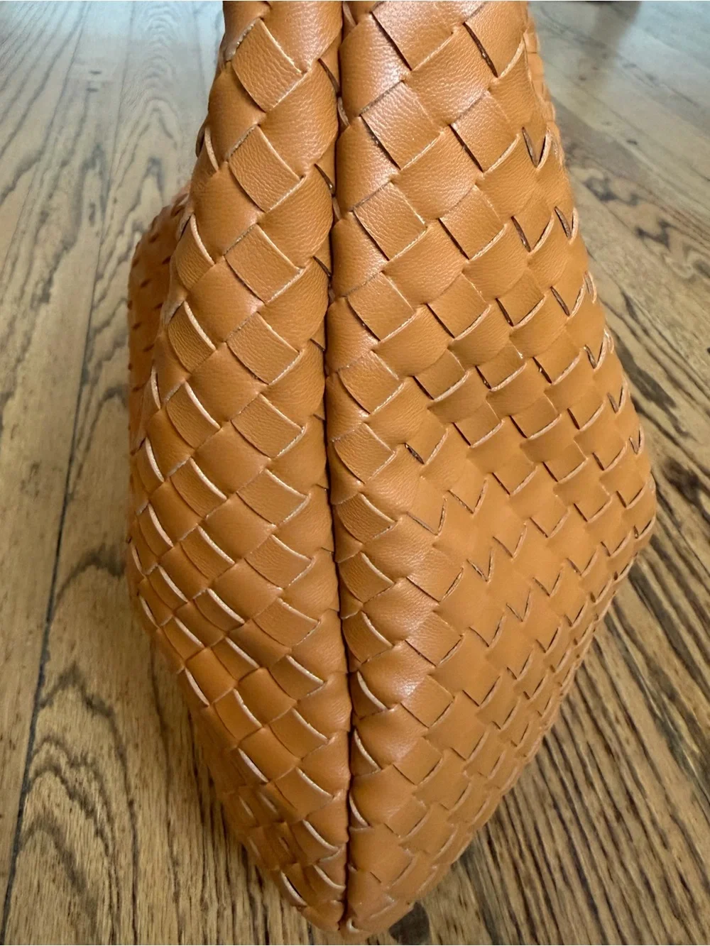 Melie Bianco Hobo Bag Vegan Leather Woven Purse Zipper - Caramel Tan
